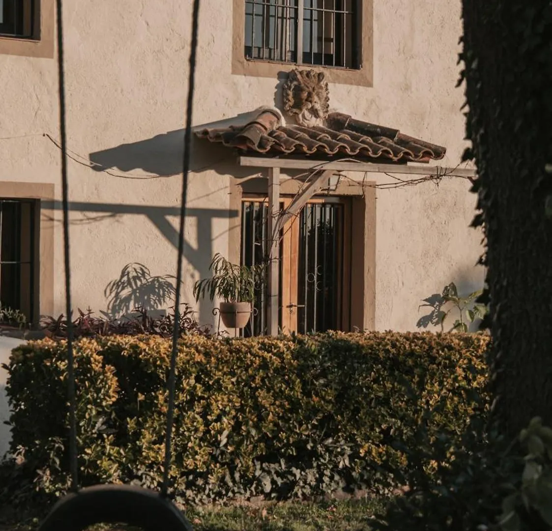 Can Jan Vives Vidreres Bed & Breakfast